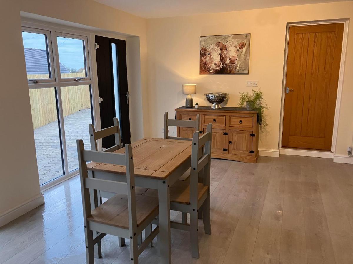 Honeyberry Cottage -Part Of Alton Cottages Εξωτερικό φωτογραφία